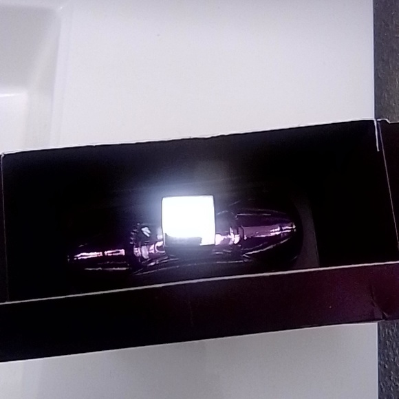 Perfume - Picture 3 of 5